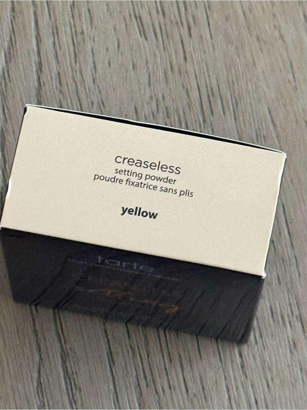 creaseless setting & brightening powder, shade yellow - Picture 2 of 3